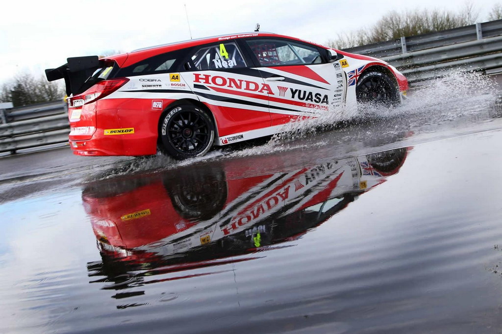 Honda racing uk btcc #7