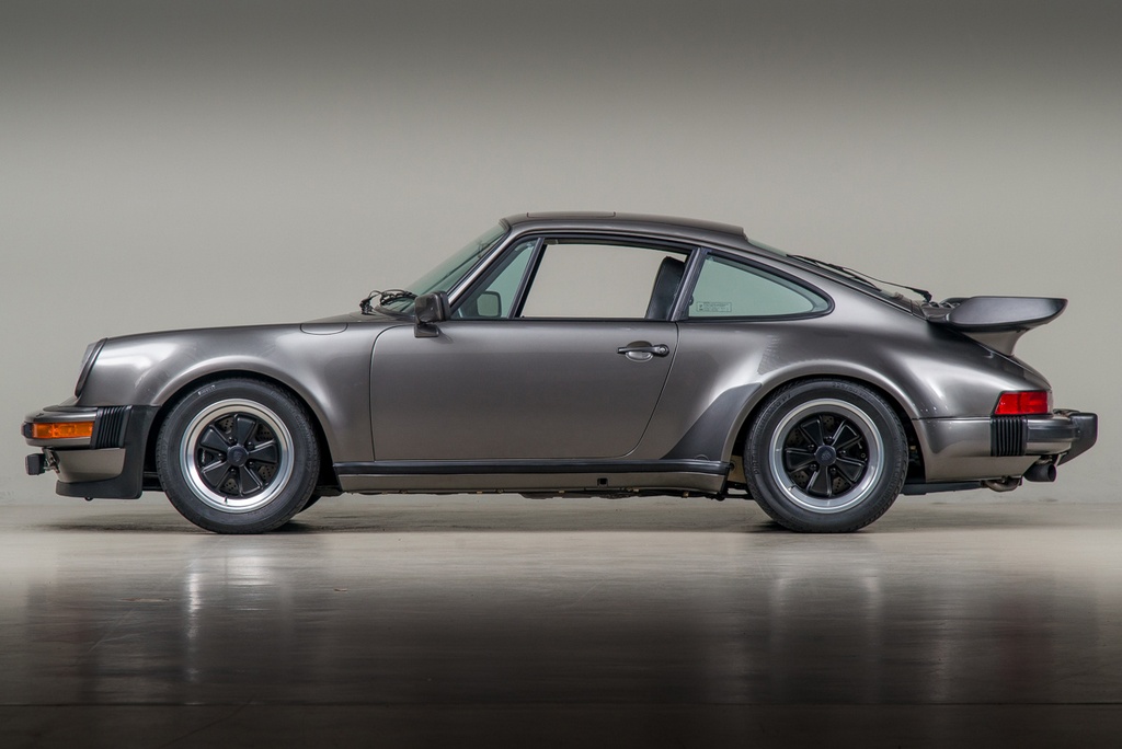 Porsche 930 Classic