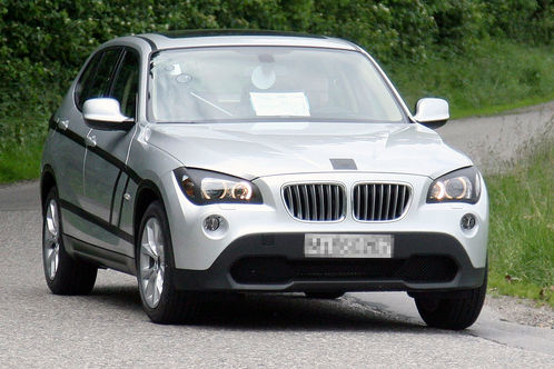 BMW X1 scooped almost undisguised bmw x1 2010