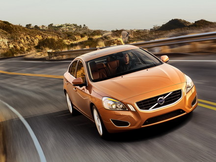 2010 Volvo S60 2 at 2010 Volvo S60: New Pictures And Details