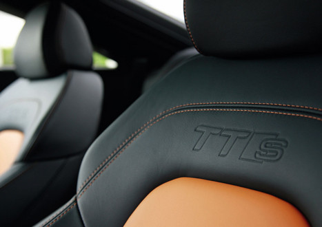 audi tts facelift orange 6 at 2011 Audi TTS Facelift In Orange