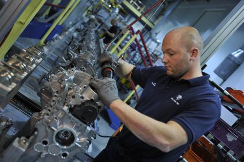 bmw UK engines at BMWs UK Plant Builds 3 Millionth Engine