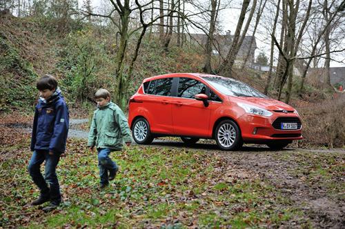Ford B MAX at Ford B MAX Declared Child Proof   Video
