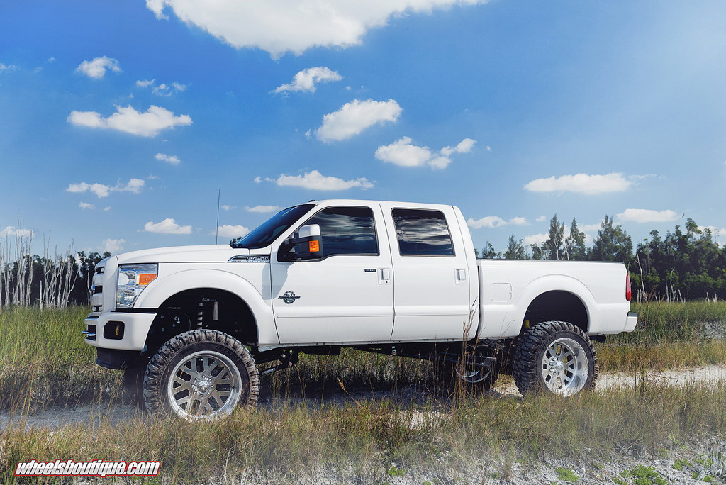 Gallery: Ford F-250 with American Force Wheels