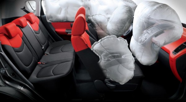 airbags 600x329 at Airbag injuries during a car accident