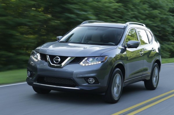 2014 Nissan Rogue IIHS 600x399 at 2014 Nissan Rogue Named a Top Safety Pick Plus by IIHS