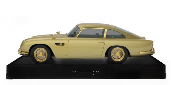 Gold Aston Martin DB5 0 600x300 at Gold Aston Martin DB5 Scale Model to be Auctioned 
