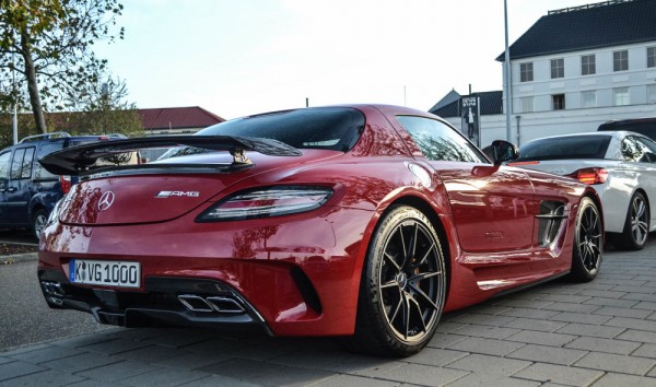 red sls 0 600x354 at Juicy Red Mercedes SLS Black Series Spotted in Netherlands 
