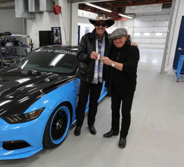 Petty Johnson 600x544 at Pettys Garage Mustang GT Heads into Production