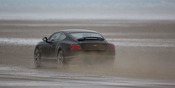 Idris Elba Wales 2 600x302 at Idris Elba Sets New ‘Flying Mile’ Record in Bentley Continental GT Speed 
