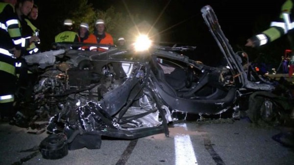 crashed mclaren 12C 600x337 at This Used to be a McLaren 12C, Before It Crashes at 240 km/h