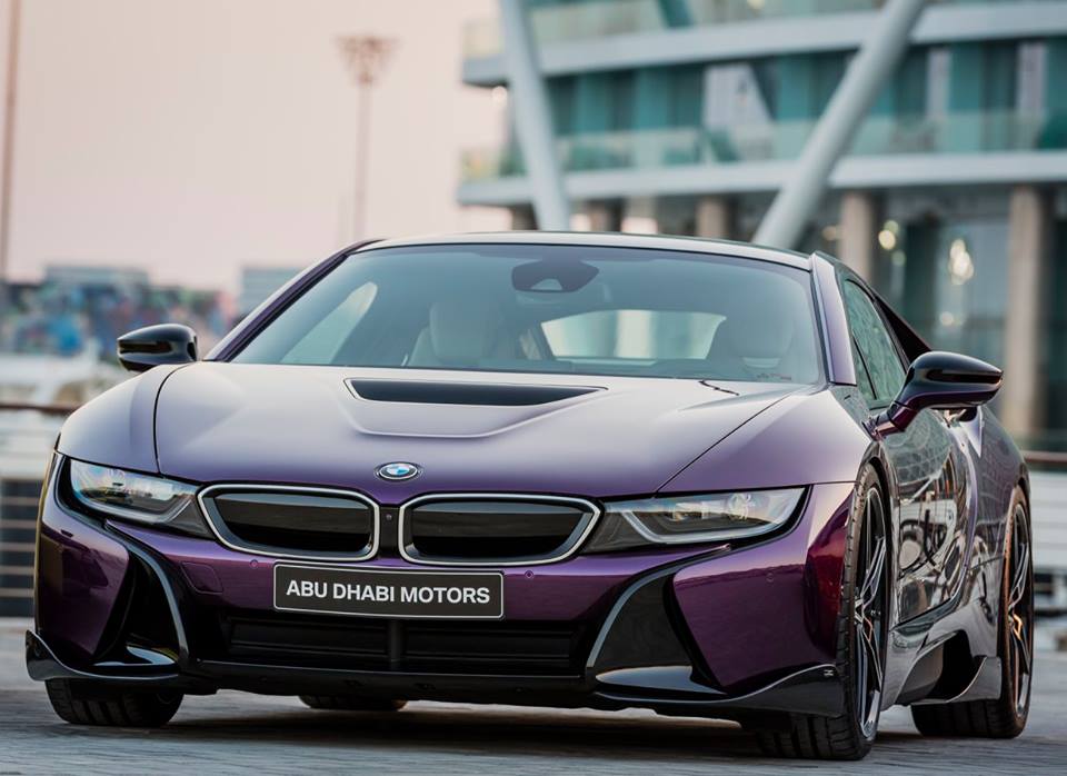 BMW i8 Violet