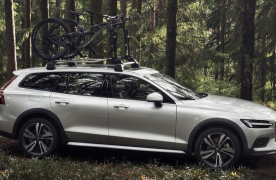 238219 New Volvo V60 Cross Country exterior 550x360 at 2019 Volvo V60 Cross Country Unveiled with Rugged Looks