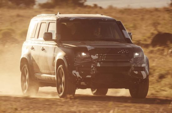 LR DEF TUSK KENYA 550x360 at The New Land Rover Defender   Will They Get It Right?