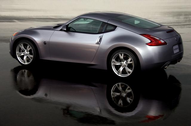 2009 nissan 370z 2 at 2009 Nissan 370Z official pics